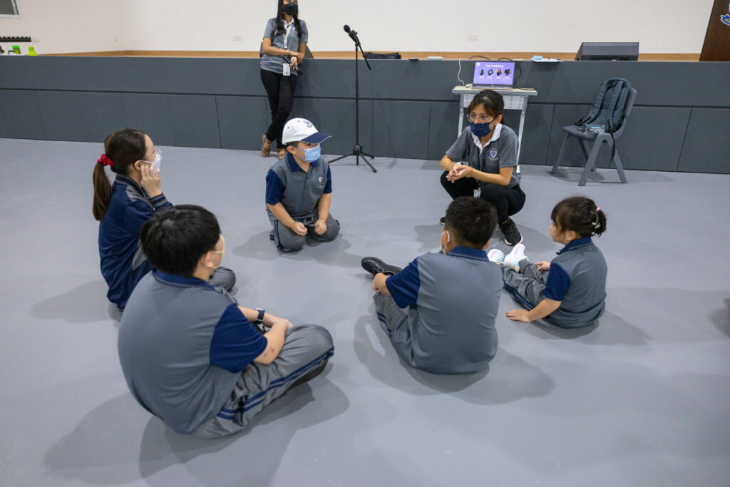 small-group-discussion